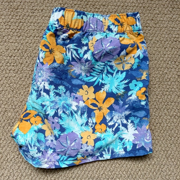 Patagonia Barely There Baggies - Picture 3 of 4